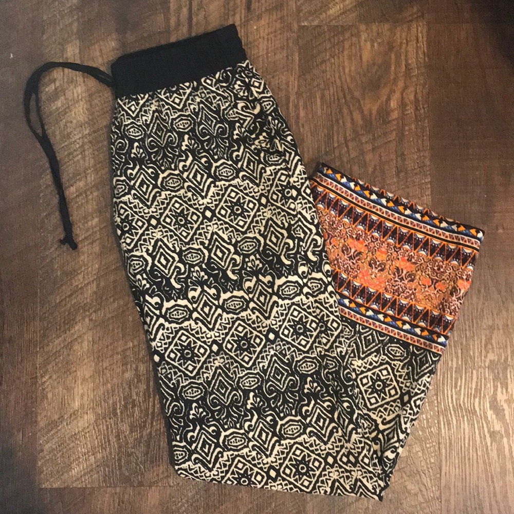 Patterned flowy pants